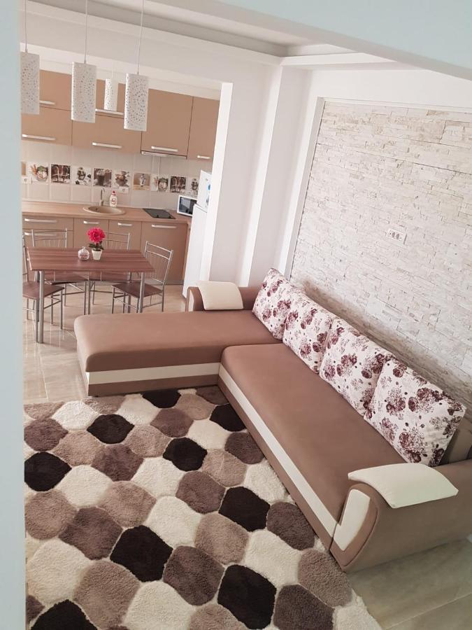 Năvodari Unique Residence Apartament מראה חיצוני תמונה
